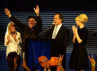 Escrutinio definitivo: Scioli sac� m�s de 8 millones de votos en las PASO