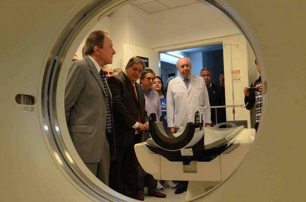 Nuevo tomgrafo para el hospital Cetrngolo de Vicente Lpez