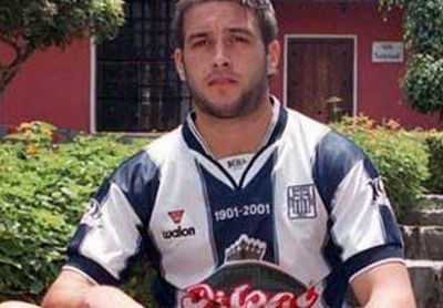 Encontraron ahogado a ex jugador de f�tbol que hab�a ca�do en el r�o