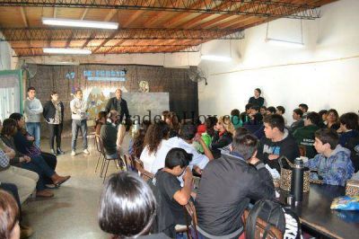  Municipalidad, estudiantes, y el Concejo Deliberante frente a la educaci�n vial.