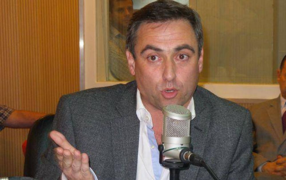 Ram�n Mestre neg� la unificaci�n de taxis y remises