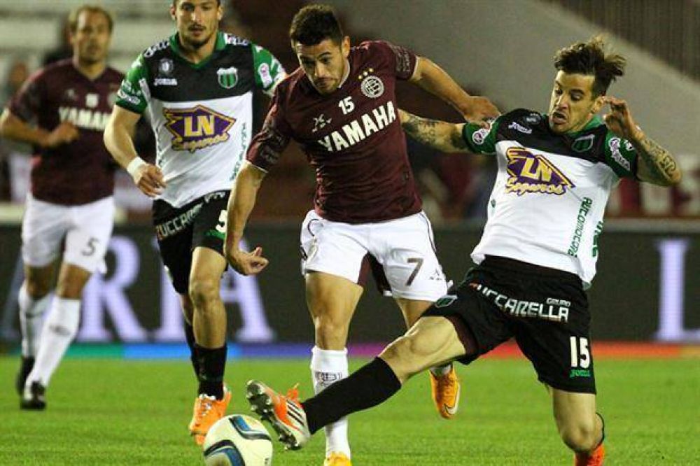 Lan�s volvi� a festejar tras cuatro fechas: venci� 1-0 a Nueva Chicago