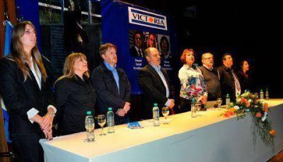 Elena Ramps: �hay que poner de pie al Municipio�