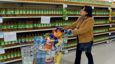 Una familia bahiense necesit� m�s de $ 8.000 en agosto para no caer bajo la l�nea de pobreza