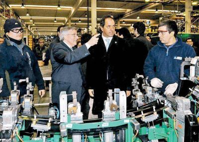 Scioli dijo que a la pobreza se la combate "con inversiones".