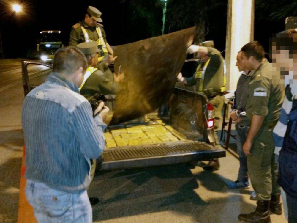 Dijo que ven�a a Mendoza y descubrieron que llevaba 200 kilos de marihuana