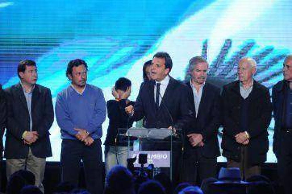 Presidenciable saca chapa de ganador