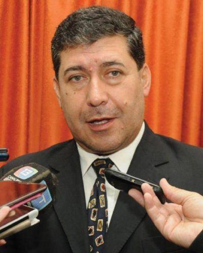 Casas, apenado por los dichos de Cruz