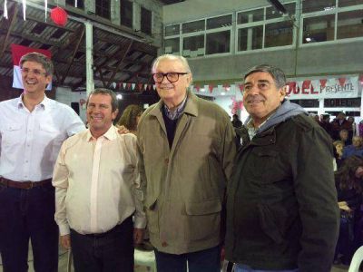 Dimes y diretes en el radicalismo chubutense