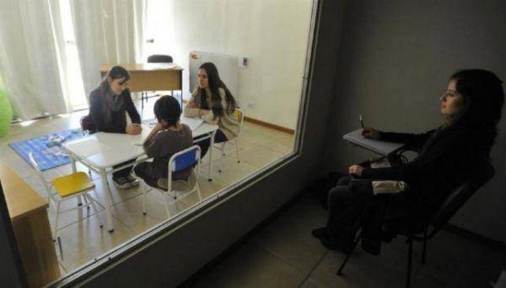 Presuntos abusos en Jardines: Psic�logas comienzan a entrevistar a los ni�os