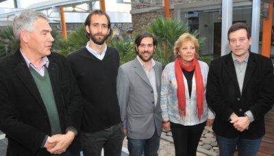 Del Ca�o: C�rdoba necesita un concejal de la izquierda