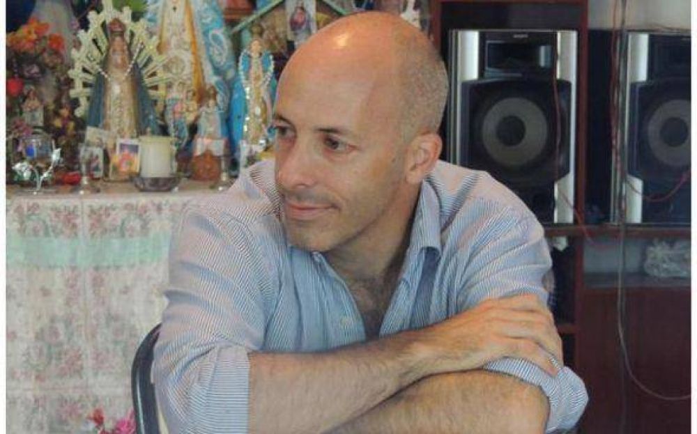 Ducot�: �La gente no quiere cambio de figuritas, sino un cambio de intendente�