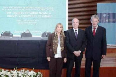 Ministro, en debate para definir agenda en Salud