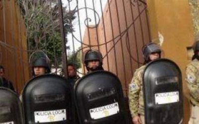 Incidentes y destrozos en una protesta en Almirante Brown