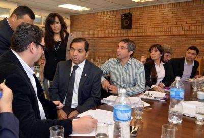 Mendoza condon� a YPF 126 millones