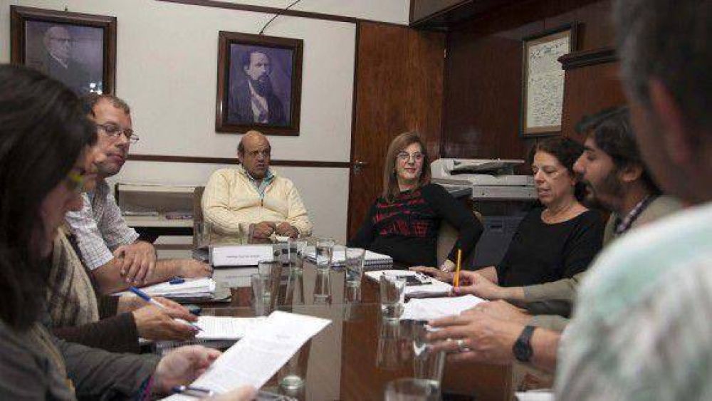 La UNT y los docentes universitarios avanzan en nuevos acuerdos