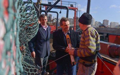 Pulti visit� el primer barco Centollero de Mar del Plata