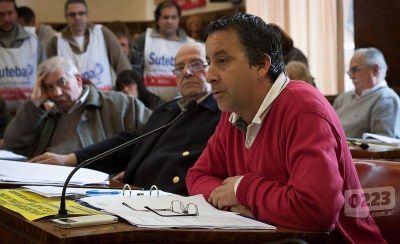 Frenan un proyecto de country que pretend�a comprar calles en Acantilados
