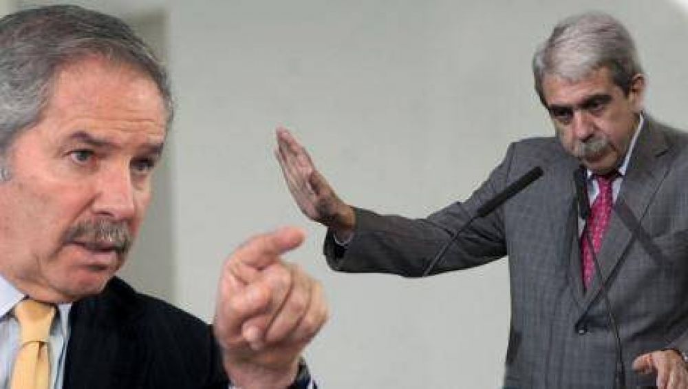 Sol� quiere que An�bal deje la Jefatura de Gabinete
