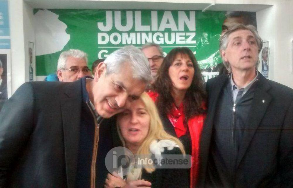 Dom�nguez, con traje de militante, asegur�: �Hay que romperse el alma para ganar en octubre�