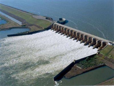 Yacyretá: el Gobierno administrará y manejará las reservas naturales de la represa