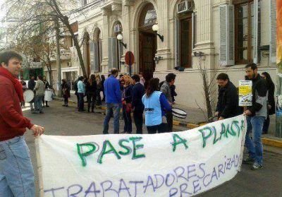 Monotributistas marchan en Santa Rosa