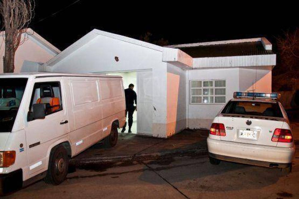 Un hombre de 73 a�os perdi� la vida luego de volcar su veh�culo