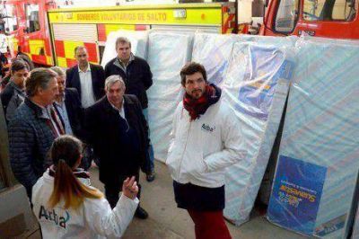 ARBA entreg� mercader�a decomisada a instituciones de Salto y Arrecifes