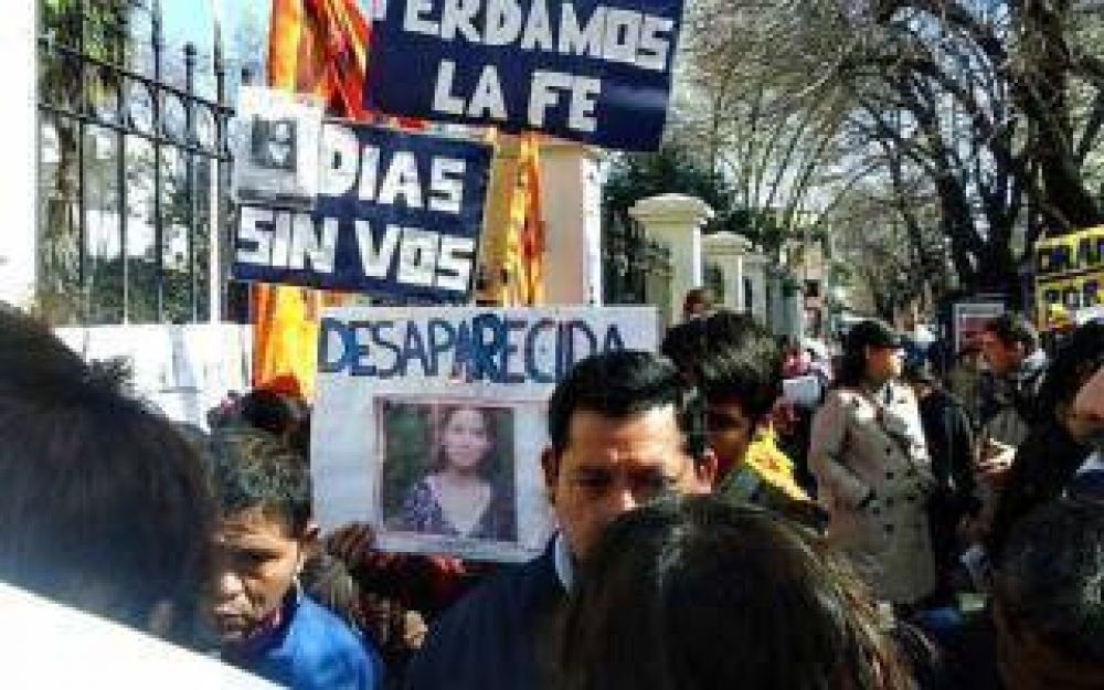La Plata: Vuelven a marchar por la aparici�n de Rut �vila