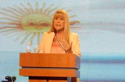 A�da Ayala: �Vamos a tener el coraje para hacer lo que nunca hicieron�