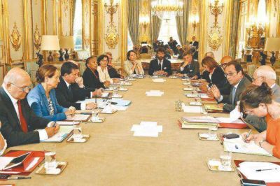 Hollande y Merkel ahora plantean una 