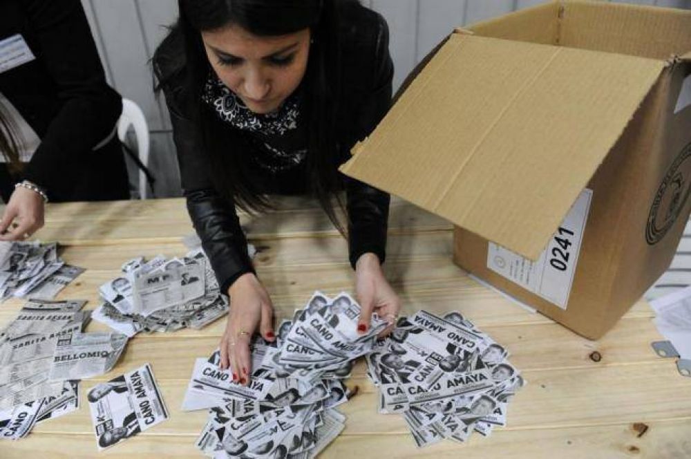 �Han violentado el derecho a elegir con libertad�, afirm� Cano