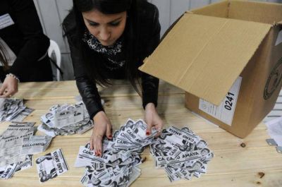 �Han violentado el derecho a elegir con libertad�, afirm� Cano