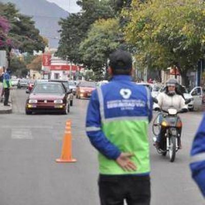 Ya exigen el RTO en autos, camionetas, camiones e incluso motos