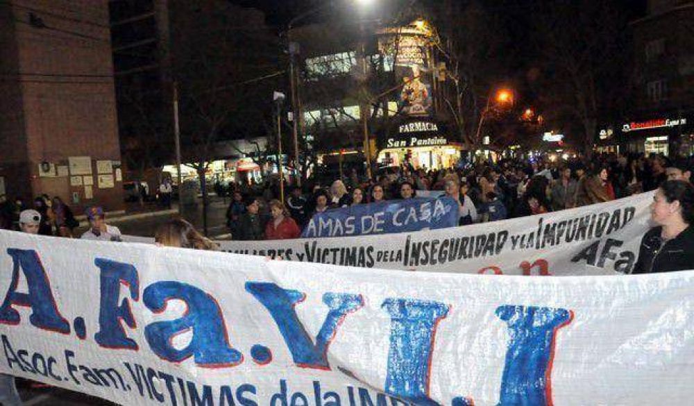 Caos vehicular en el centro por marcha contra la inseguridad
