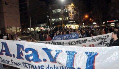 Caos vehicular en el centro por marcha contra la inseguridad