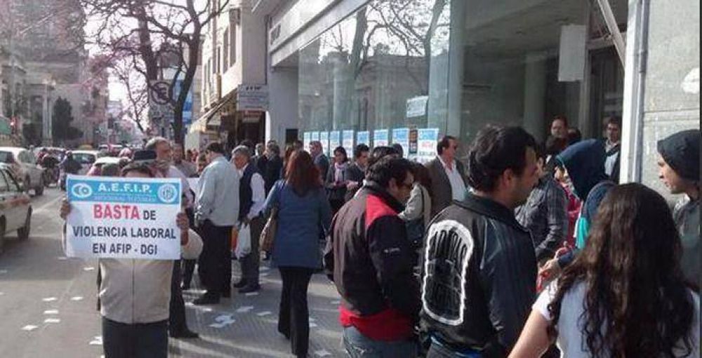 Manifestaci�n de empleados de AFIP por maltrato laboral