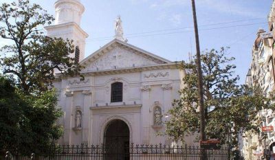 La Ciudad transfiere inmuebles a la Iglesia Cat�lica