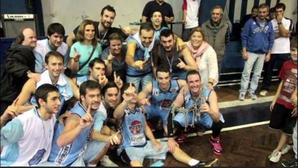  El municipio reconoci� a la Asociaci�n de B�squetbol por la organizaci�n del zonal en Necochea y el t�tulo obtenido  