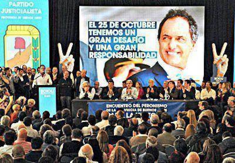 Scioli encabez� una fuerte muestra de unidad del PJ bonaerense