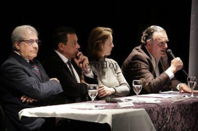 El Intendente municipal quiere sumar a su gesti�n el �Presupuesto Participativo Joven�