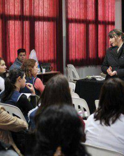 El Municipio capacita a docentes para promover una alimentaci�n saludable