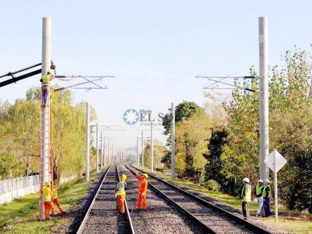 Sin trenes por obras de electrificaci�n