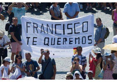 M�rtires beatificadas en Espa�a fortaleza y esperanza para cristianos perseguidos, dice el Papa