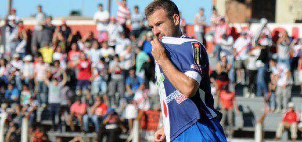 Guaran� volvi� a la victoria y sue�a con quedarse en la B
