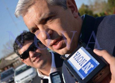 Sin nombrarlo a An�bal, Dom�nguez expres� un protocolar respaldo a 
