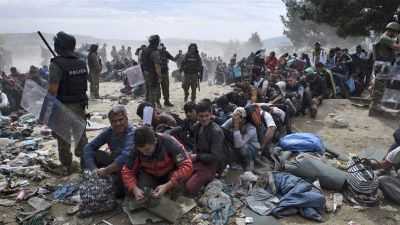 Europa reacciona: m�s cupos para refugiados y bombardeos en Siria