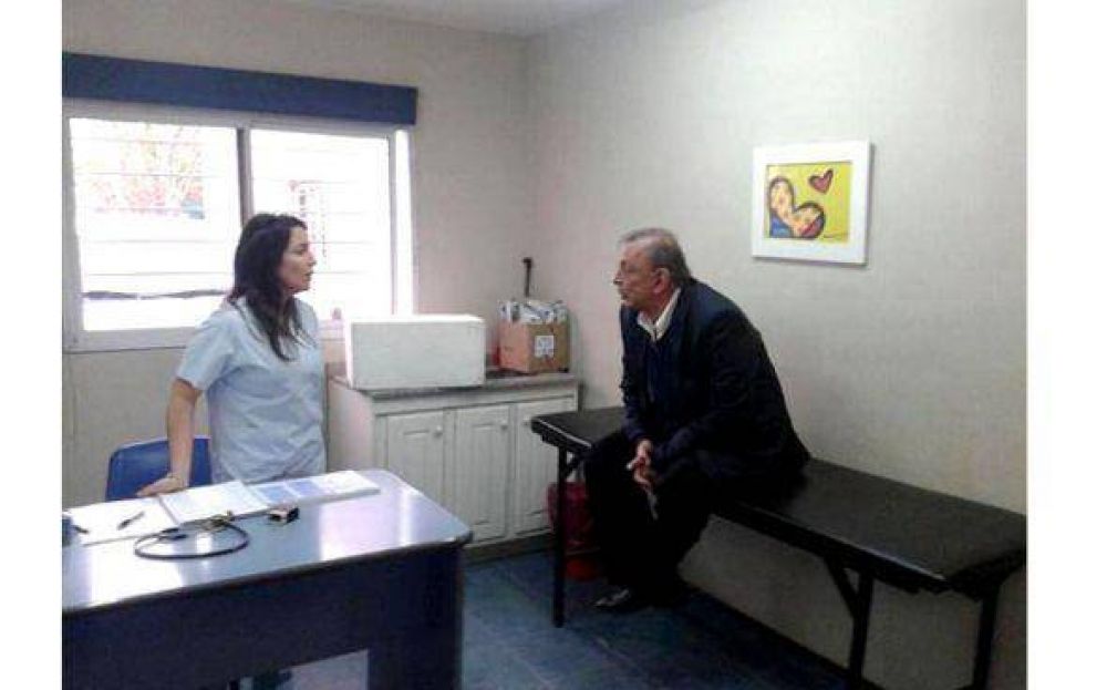 Tras los cambios en el gabinete, Z�ccaro intensifica su presencia en la calle