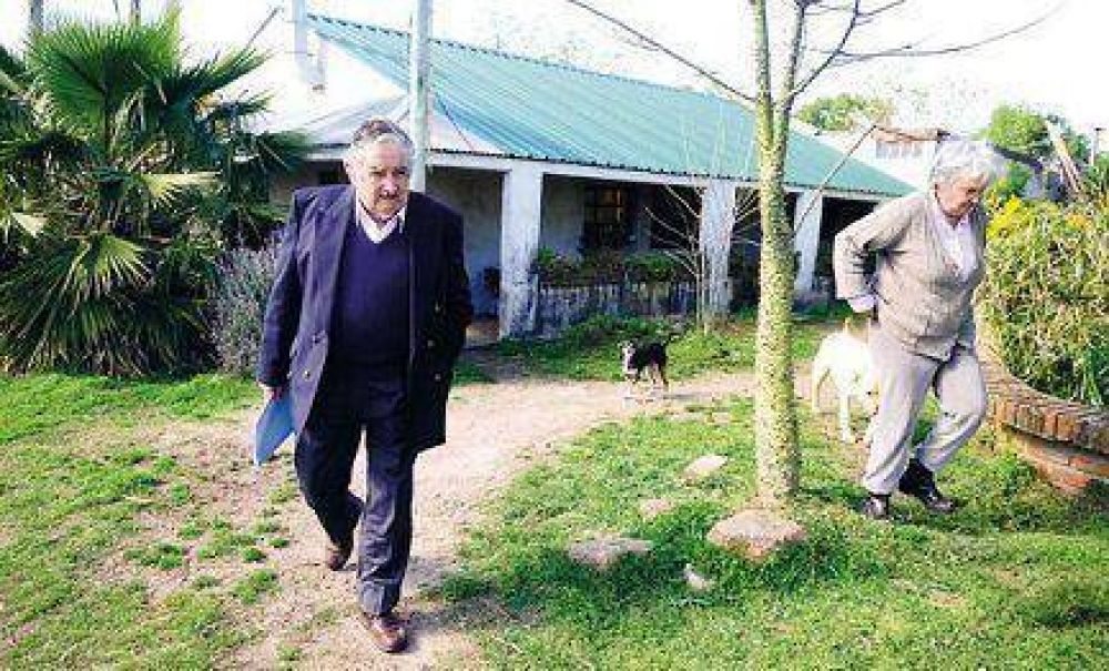 Cien refugiados sirios en la casa de Mujica