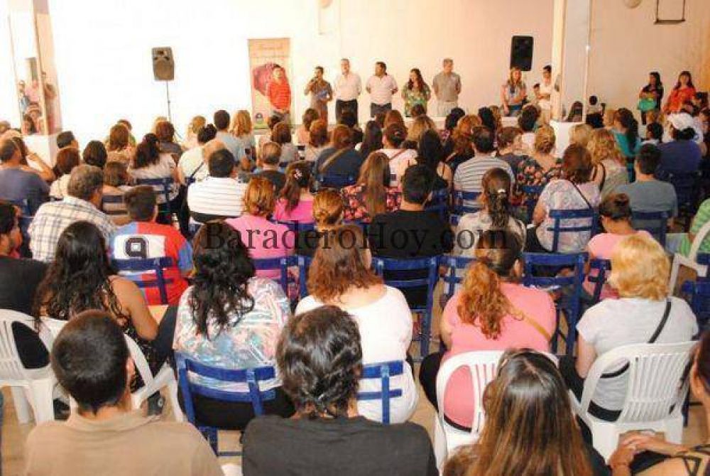 Programa socio-comunitario: El Municipio a los Barrios.